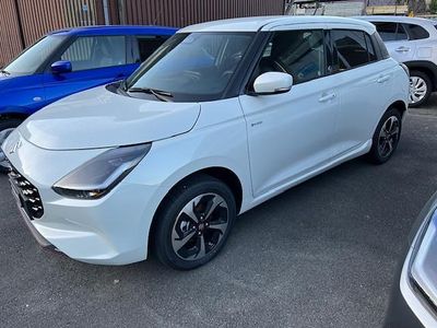Weiss Neu 2025 Suzuki Swift Limousine | CHF 27’680