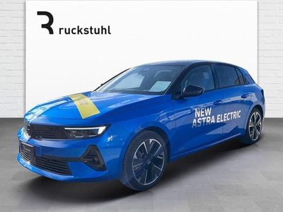 Blau Gebraucht 2023 Opel Astra Limousine | CHF 34’300 (Etwas zu teuer)