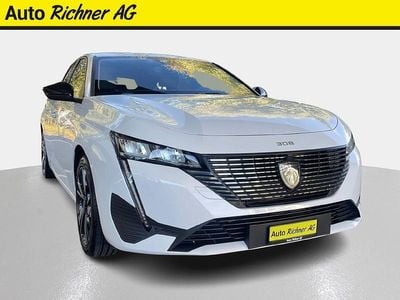 Weiss Gebraucht 2022 Peugeot 308 SW Allure Kombi | CHF 16’900 (Etwas zu teuer)