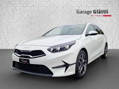 Weiss Gebraucht 2024 Kia Ceed Sportswagon Kombi | CHF 31’000