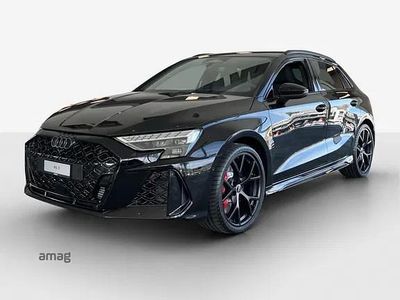 Mythosschwarz metallic Neu 2025 Audi RS3 Limousine | CHF 87’900