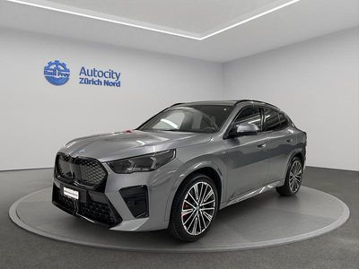 Grau Gebraucht 2025 BMW iX2 Comfort Edition SUV | CHF 49’990