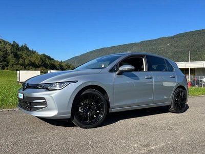Silber Gebraucht 2025 VW Golf VIII Life | CHF 35’850 (Etwas zu teuer)