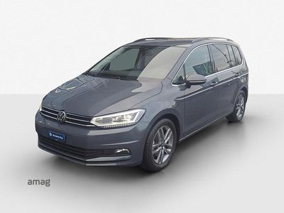 Delfingrau metallic Gebraucht 2024 VW Touran Comfortline Van / Kleinbus | CHF 38’900 (Teuer)