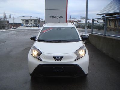 Weiss Gebraucht 2025 Toyota Aygo X Comfort SUV | CHF 18’100 (Etwas zu teuer)
