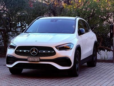 Mercedes GLA250
