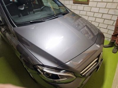 gebraucht Mercedes B220 4Matic 7G-DCT
