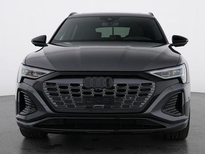 Daytonagrau perleffekt Gebraucht 2023 Audi Q8 e-tron Black Edition SUV | CHF 51’990 (Fairer Preis)