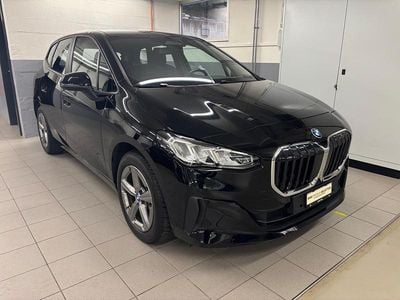 Schwarz Gebraucht 2024 BMW 230e Active Tourer Sport Line Van / Kleinbus | CHF 32’500