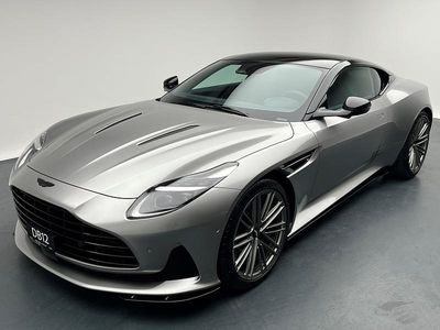 Neu Aston Martin DB12 680 PS (500 kW) 2025 Silber Coupé