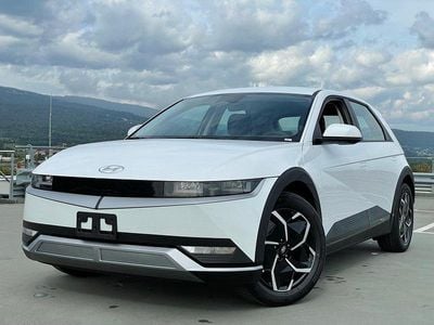 Weiss Neu 2025 Hyundai Ioniq Kleinwagen | CHF 39’990