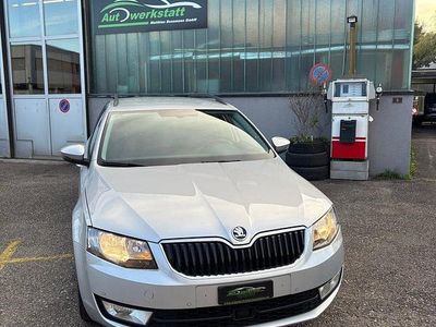 Gebraucht 2016 Skoda Octavia Ambition Kombi | CHF 9’900 (Fairer Preis)