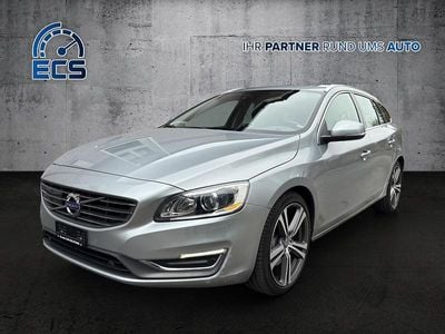 Gebraucht 2015 Volvo V60 Summum Kombi | CHF 16’800 (Fairer Preis)