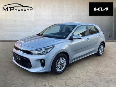 Silber Gebraucht 2019 Kia Rio Limousine | CHF 14’500 (Teuer)