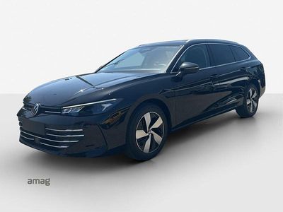 Grenadill black metallic Neu 2025 VW Passat Business Kombi | CHF 48’480 (Teuer)
