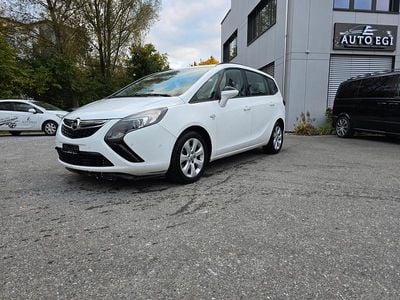 Gebraucht 2014 Opel Zafira Tourer drive Van / Kleinbus | CHF 4’900 (Etwas zu teuer)