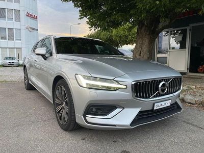 Gebraucht Volvo V60 Inscription 190 PS (139 kW) 2019 Kombi