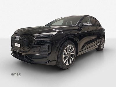 Mythosschwarz metallic Gebraucht 2025 Audi Q6 e-tron Ambiente SUV | CHF 68’990 (Guter Preis)