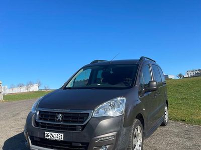 Gebraucht Peugeot Partner Active 99 PS (72 kW) 2017