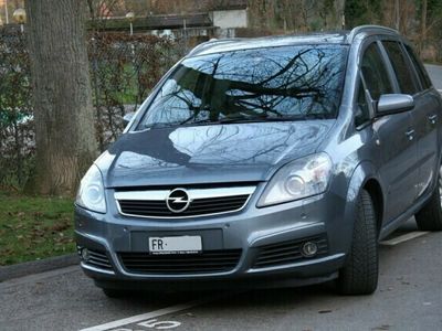 gebraucht Opel Zafira 2.0i 16V T First Edition