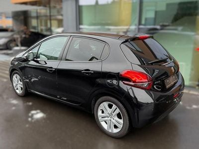 Gebraucht 2019 Peugeot 208 Signature Sky Kleinwagen | CHF 11’900 (Teuer)