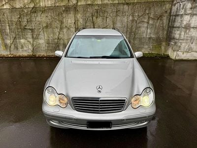Gebraucht 2003 Mercedes C320 Avantgarde | CHF 5’500