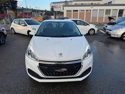 Gebraucht 2018 Peugeot 208 Signature Sky Kleinwagen | CHF 4’900 (Superpreis)