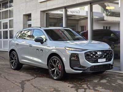 Gebraucht Audi Q3 Premium 266 PS (195 kW) 2025 Grau SUV