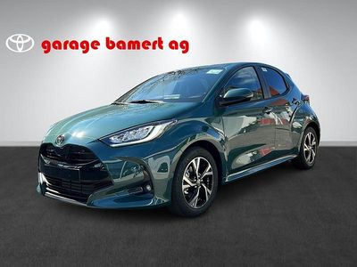 Grün Neu 2025 Toyota Yaris Hybrid Trend Limousine | CHF 30’840 (Teuer)