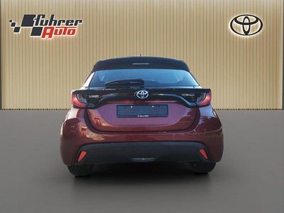 Rot Gebraucht 2021 Toyota Yaris Hybrid Comfort Limousine | CHF 16’500 (Fairer Preis)