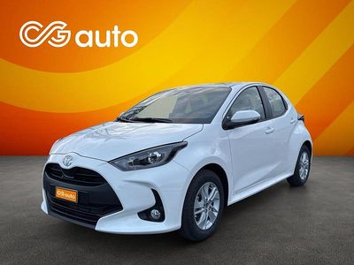 Weiss Neu 2025 Toyota Yaris Hybrid Comfort Limousine | CHF 24’500