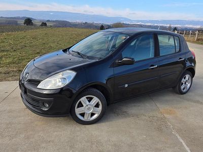 Gebraucht 2009 Renault Clio II Dynamique | CHF 2’399 (Guter Preis)