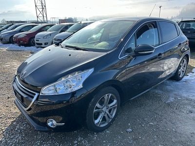 Gebraucht Peugeot 208 Allure 120 PS (88 kW) 2014 Kleinwagen