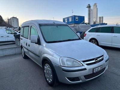 Gebraucht Opel Combo Enjoy 94 PS (69 kW) 2008 Van / Kleinbus