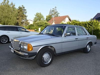 Gebraucht 1984 Mercedes 230 | CHF 15’500