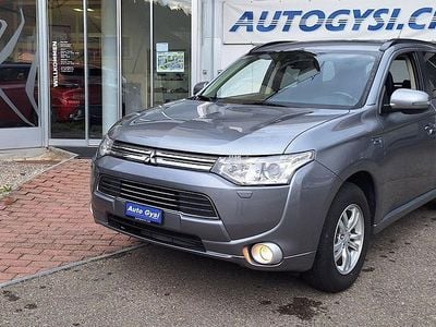 Gebraucht 2015 Mitsubishi Outlander P-HEV Instyle SUV | CHF 14’800