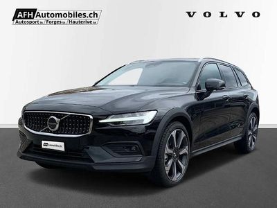 Gebraucht Volvo V60 CC 264 PS (194 kW) 2025 Schwarz Kombi