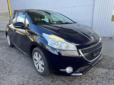 Gebraucht 2014 Peugeot 208 Active Kleinwagen | CHF 5’900 (Fairer Preis)
