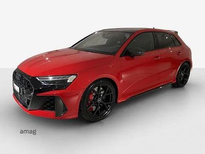 Gebraucht Audi RS3 Ambiente 400 PS (294 kW) 2025 Rot Limousine