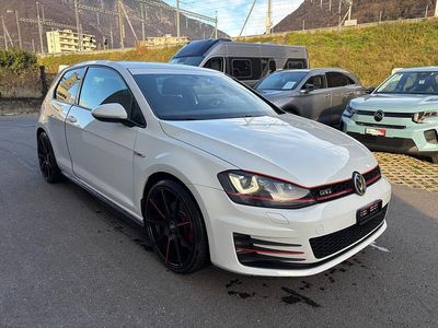 Weiss Gebraucht 2013 VW Golf VII GTI Limousine | CHF 11’900 (Fairer Preis)