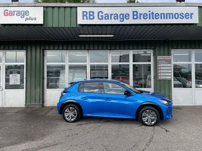 Blau Gebraucht 2023 Peugeot e-208 Allure Kleinwagen | CHF 26’900 (Teuer)