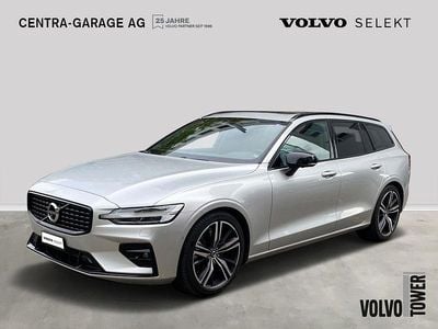 Silber Gebraucht 2021 Volvo V60 Plus Kombi | CHF 49’900 (Etwas zu teuer)