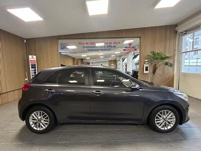 Anthrazit Gebraucht 2018 Kia Rio Limousine | CHF 13’900 (Teuer)