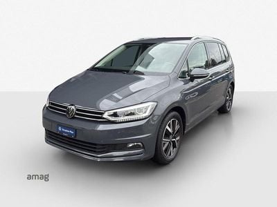 Delfingrau metallic Gebraucht 2024 VW Touran Highline Van / Kleinbus | CHF 36’490 (Teuer)