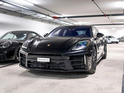 Neu 2025 Porsche Panamera 4 Limousine | CHF 153’990 (Etwas zu teuer)