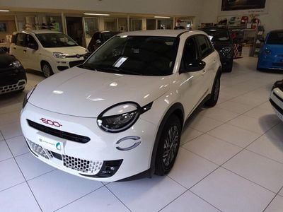 Weiss Gebraucht 2024 Fiat 600E Red SUV | CHF 26’990 (Superpreis)