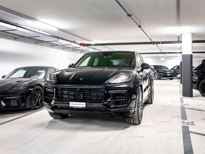 Neu 2025 Porsche Cayenne Turbo E-Hybrid SUV | CHF 223’890 (Etwas zu teuer)