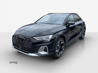 Mythosschwarz metallic Neu 2025 Audi A3 Ambiente Limousine | CHF 50’980 (Etwas zu teuer)