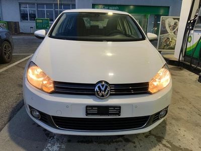 Gebraucht 2009 VW Golf VI Highline Kleinwagen | CHF 3’800 (Etwas zu teuer)