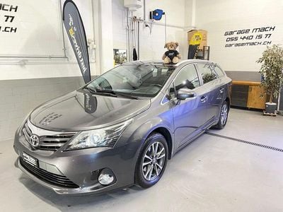 Gebraucht 2013 Toyota Avensis Luna Kombi | CHF 9’500 (Teuer)